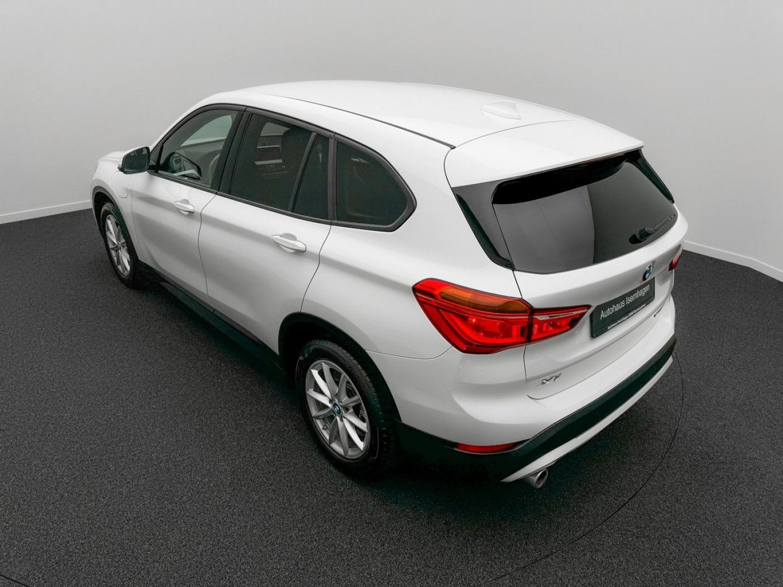 Fahrzeugabbildung BMW X1 xD25e DAB Navi Lordos PDC Geschwindigkeitsreg
