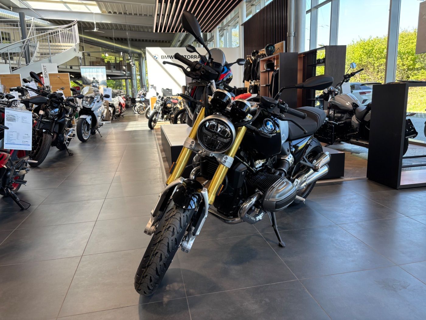 Fahrzeugabbildung BMW R 12 nine T Komfort-Paket Speichenräder