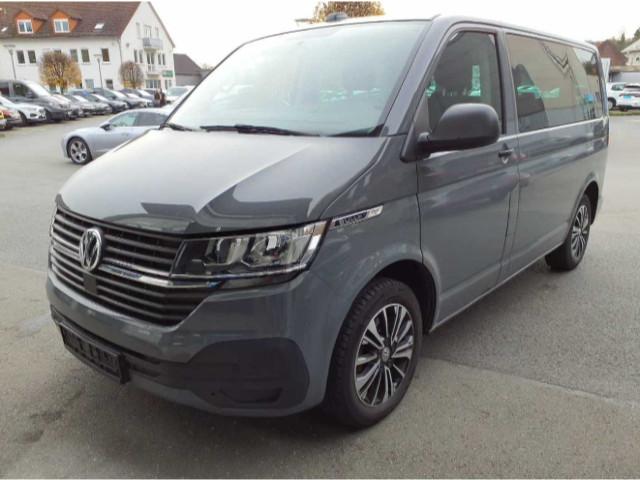 Volkswagen T6.1 Multivan nza 2.0 TDI Family Rear View