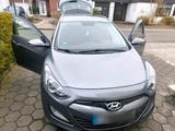Hyundai i30 GD 1,4 Diesel - Hyundai i30 mit Diesel-Antrieb: Limousine, 1.4