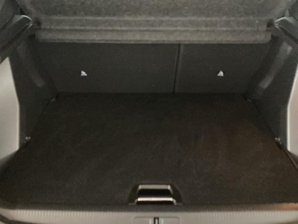 Peugeot 2008 Hybrid Allure AT Shz Navi Kamera PDC v+h
