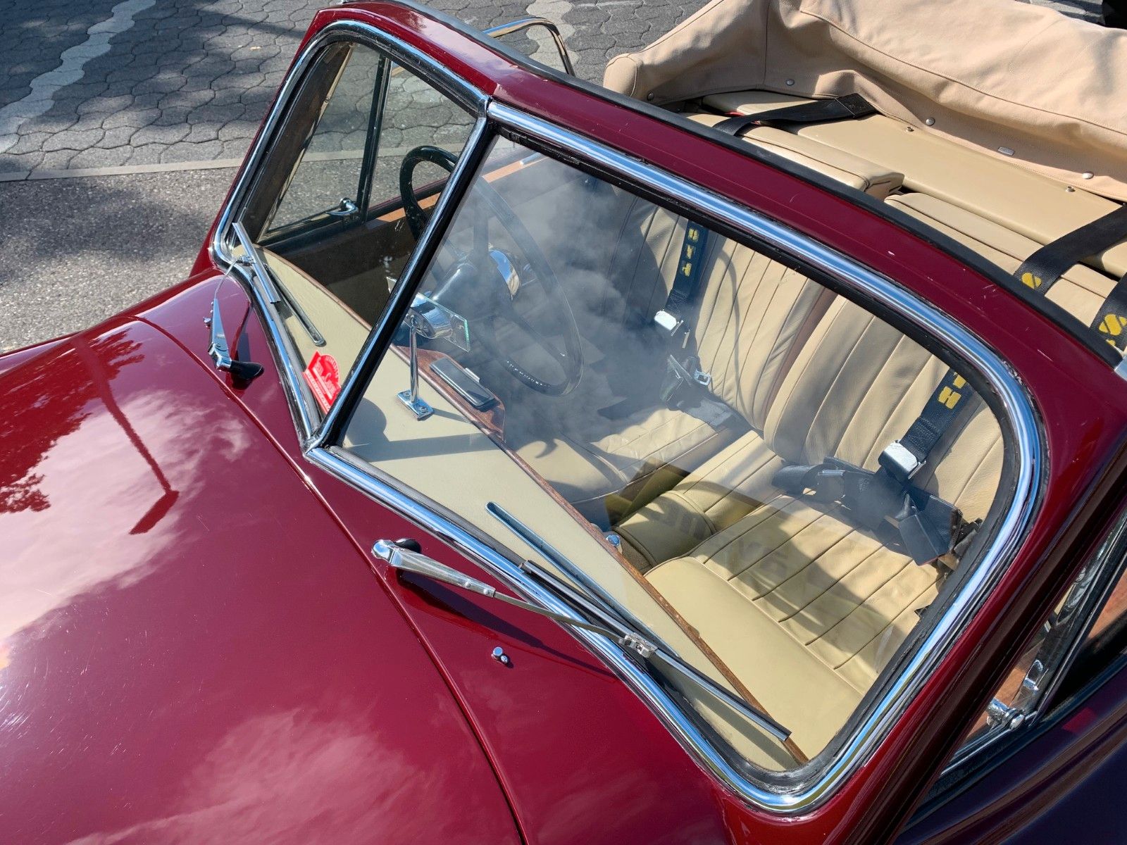 Fahrzeugabbildung Jaguar XK 120 DHC