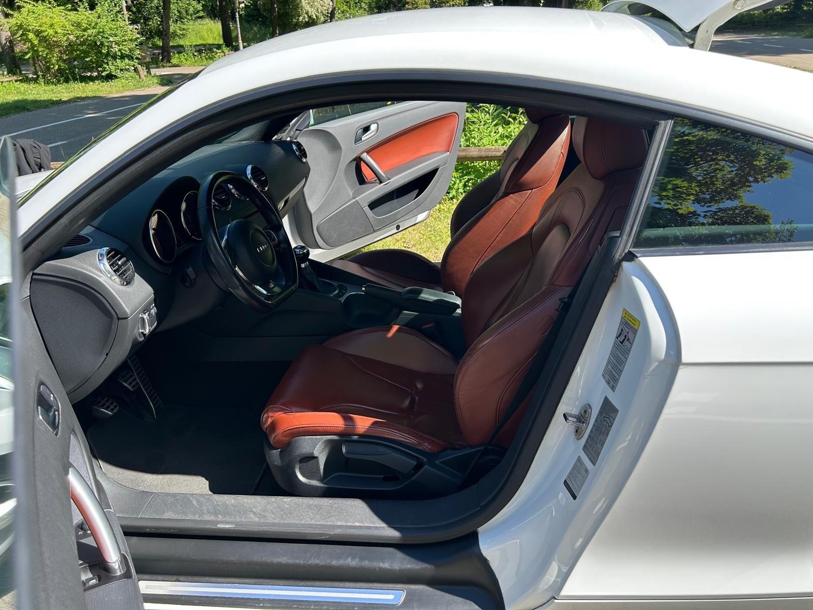 Audi TT Coupe 1.8 TFSI -