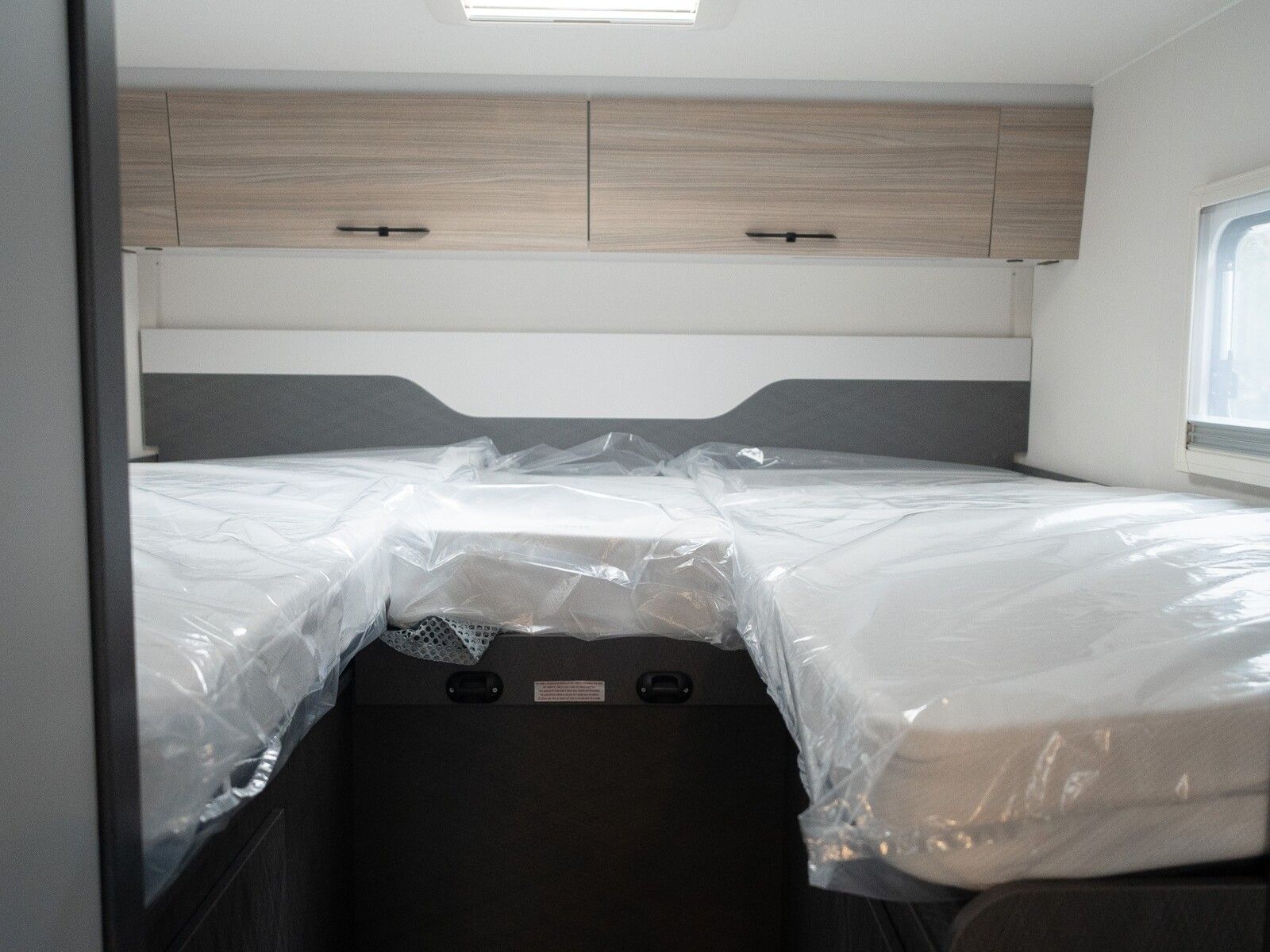 Fahrzeugabbildung Etrusco T-Modell Base 6.9 SB Markise*Hubbett*MJ 2026