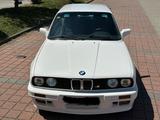 BMW Bmw e30 325 i M-Technik 2 ab Werk Original - BMW aus 1990: E30