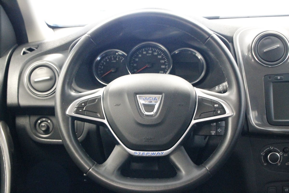 Fahrzeugabbildung Dacia Sandero II Stepway Prestige