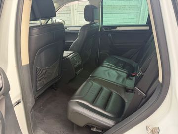 Volkswagen Touareg - 6