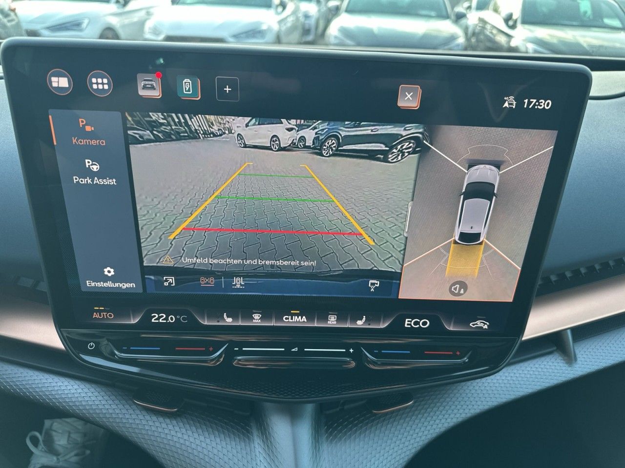 Fahrzeugabbildung CUPRA Tavascan VZ 4Drive 340 PS 77 kWh - mit KI generiert/bearbeitet
