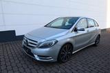 Mercedes-Benz B 200 /Panoramadach/Xenon/AHK/8Fach bereift - gebrauchte Mercedes-Benz B 200 aus dem Jahr 2011