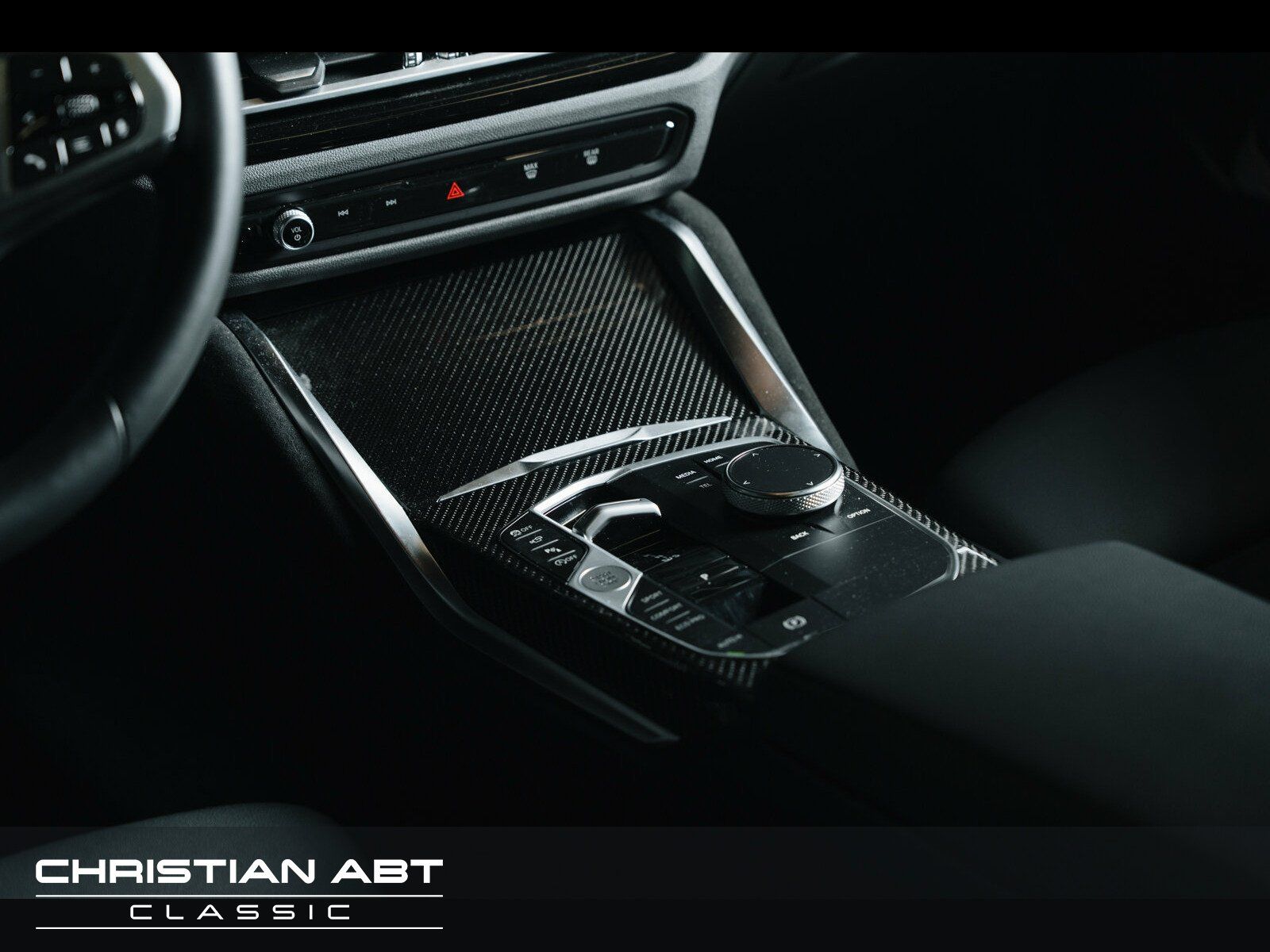 Fahrzeugabbildung BMW 330i xDrive M-Sport LED Garantie AHK