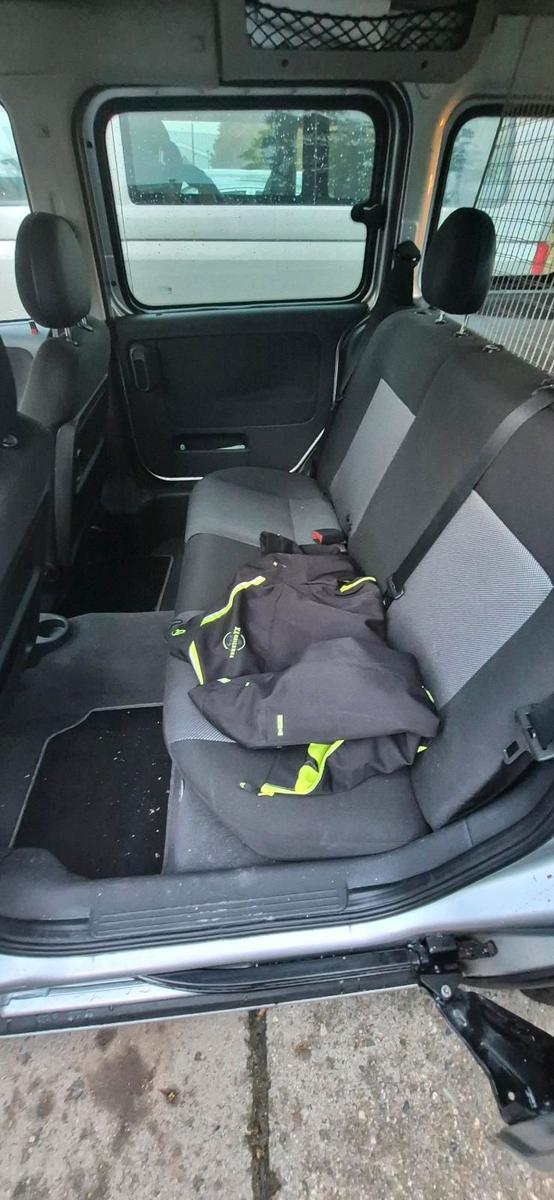 Opel Combo 2010 — photo 5