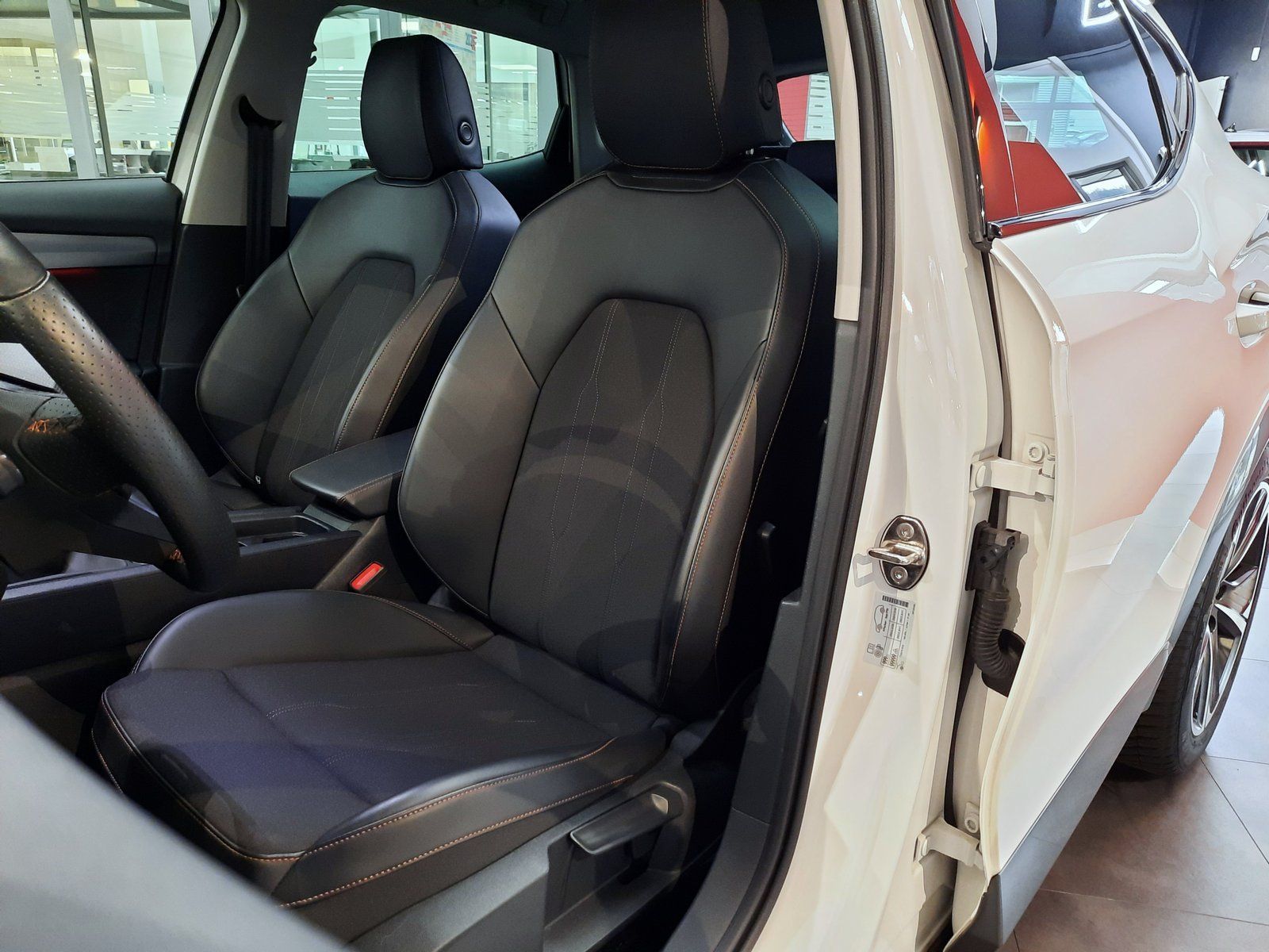 Fahrzeugabbildung CUPRA Formentor TSI *AHK*Navi*LED*PDC*Sitzhzg*ACC*