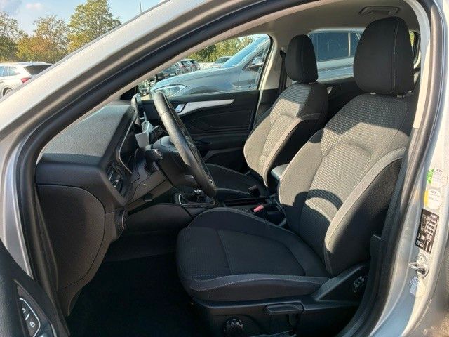 Fahrzeugabbildung Ford Focus Turnier -Navi/LED/Sitzheiz-
