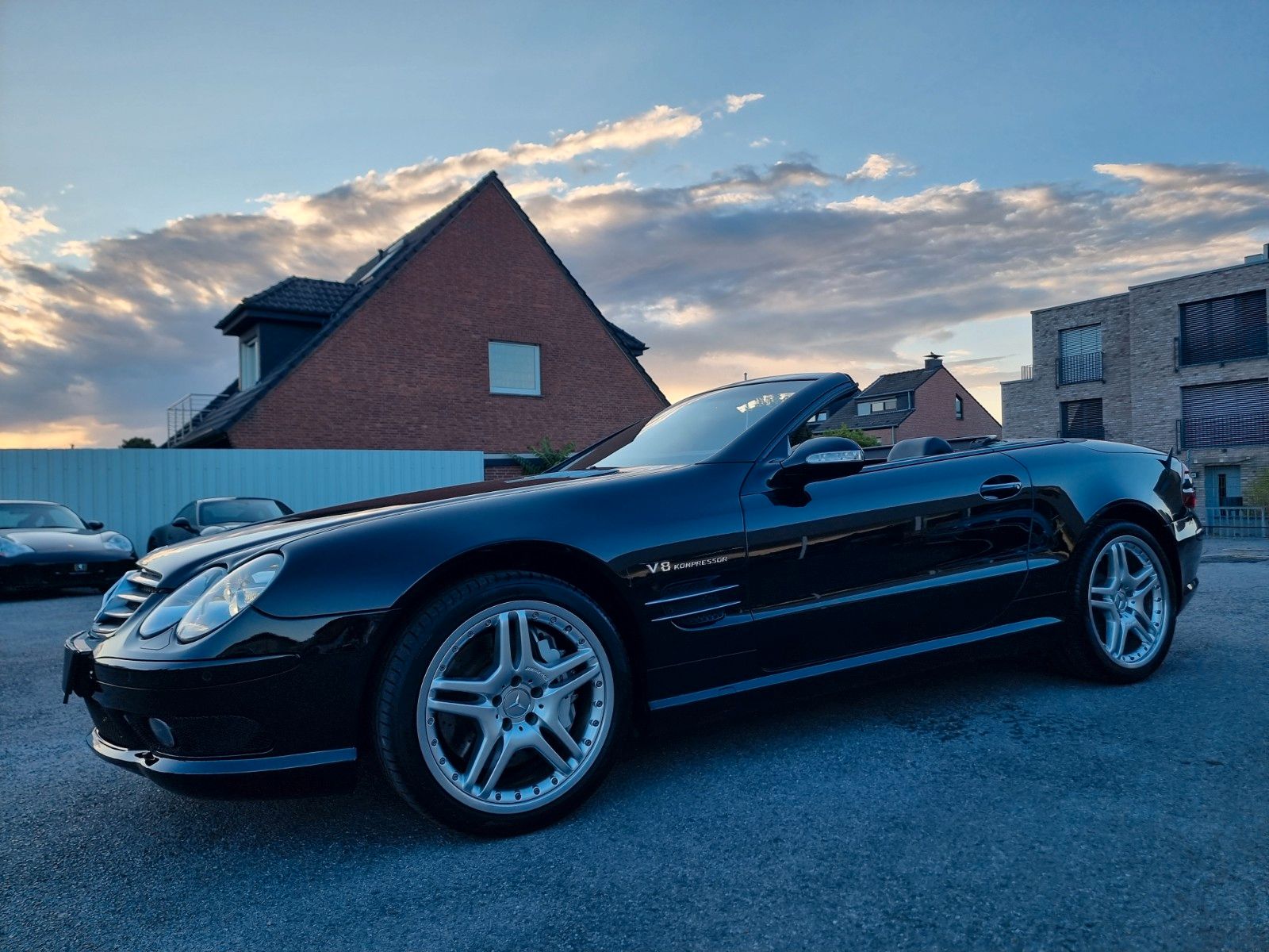 Fahrzeugabbildung Mercedes-Benz SL 55 AMG/BRD/2.Hd/MB-SH Tag 1 bis heute