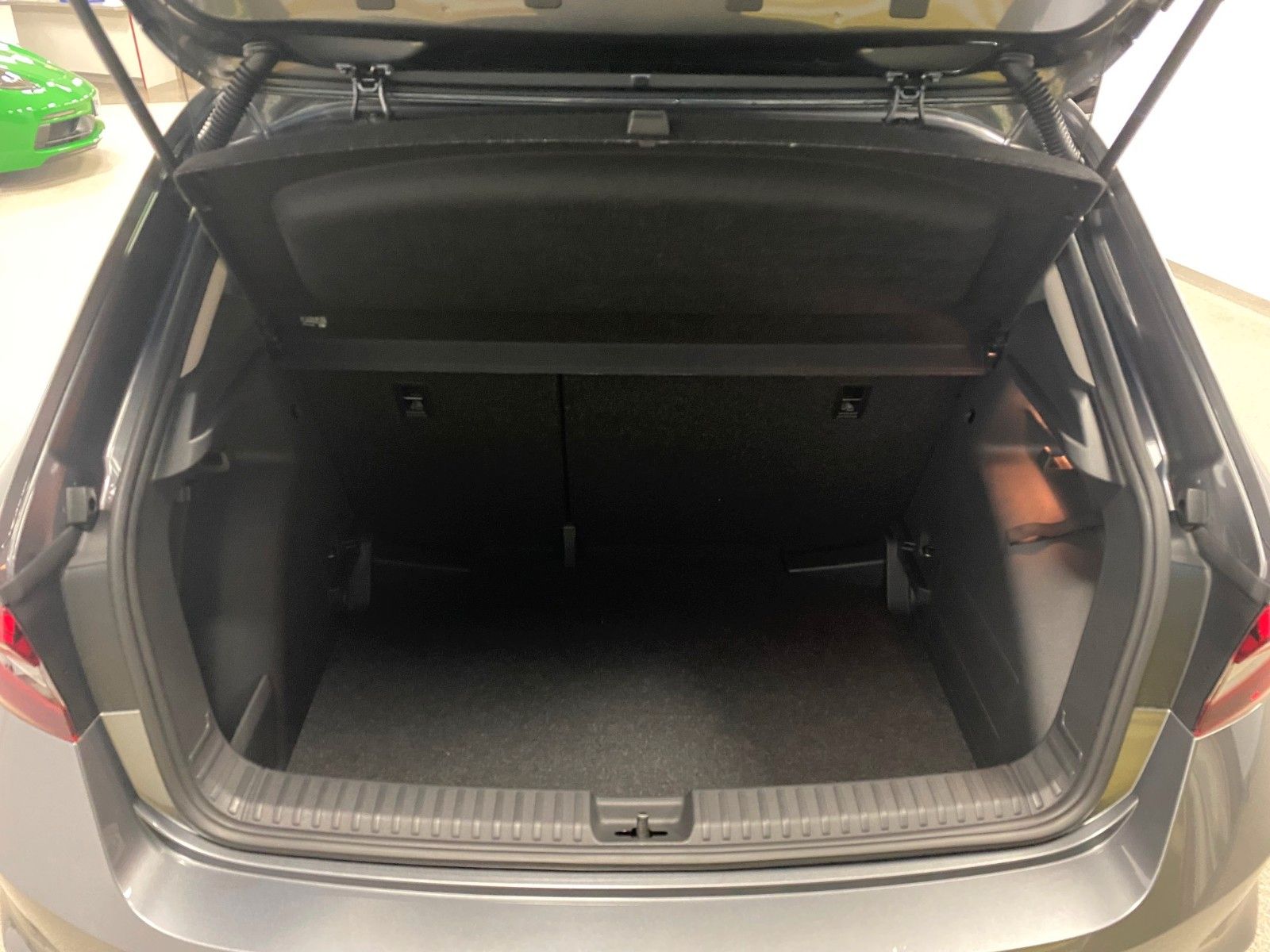 Fahrzeugabbildung SKODA Fabia 1.0 TSI DSG Selection+GARANTIE 2030 100tKM