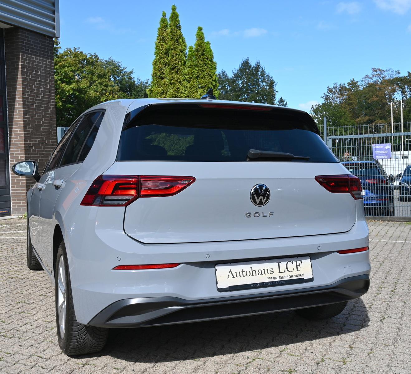 Volkswagen Golf VIII Lim. 1.5 TSI Life Navi LED PDC CarPlay, миниатюра 8