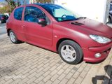 Peugeot 206 1.4 Schräghecklimousine - Peugeot 206 aus 2006: 1.4