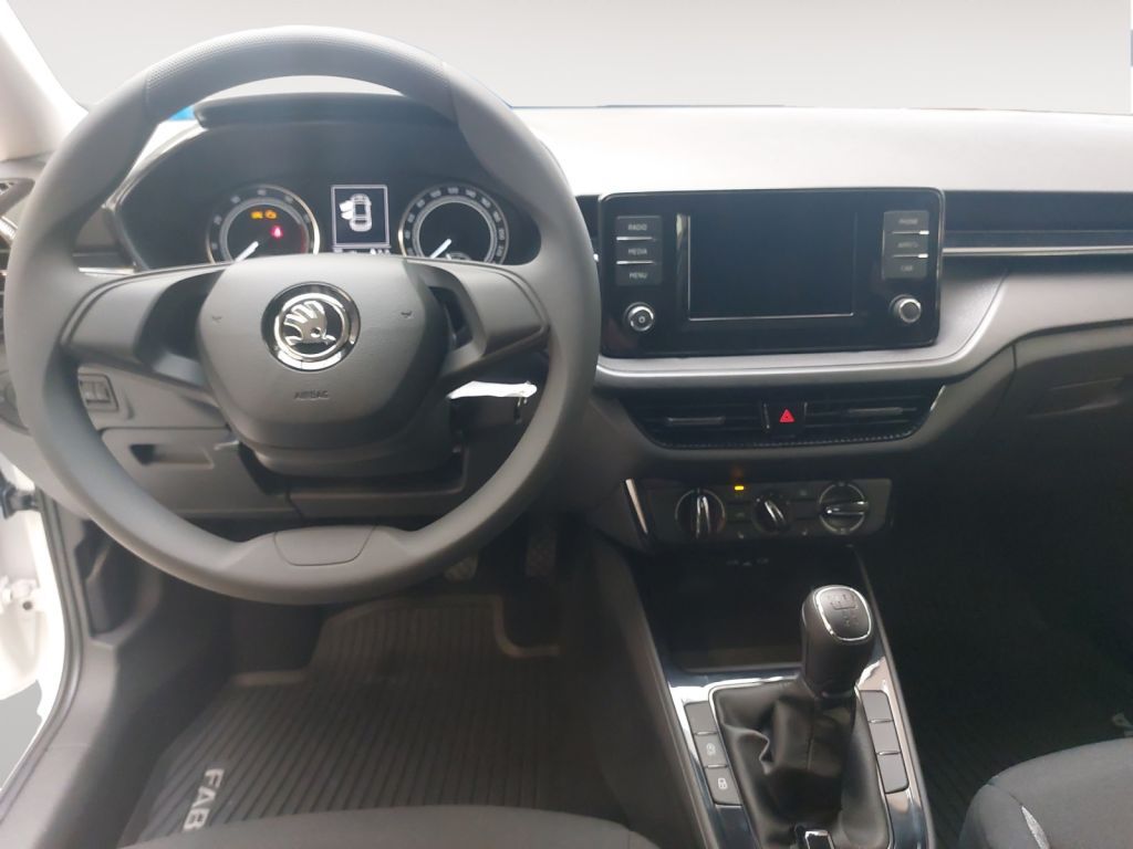 Fahrzeugabbildung SKODA Fabia 1.0 TSI Active PDC NSW Sunset