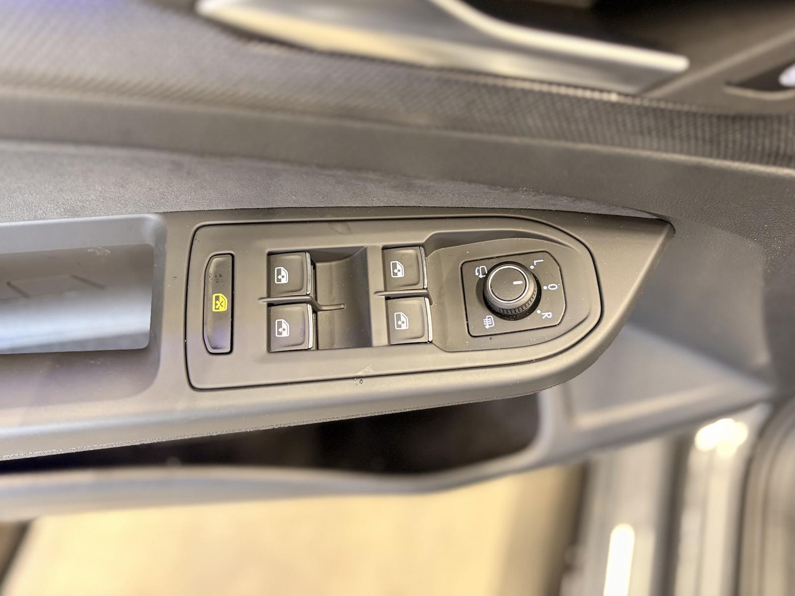 Volkswagen Golf 1.5TSI R-Line Kamera ACC AppConnect, миниатюра 6