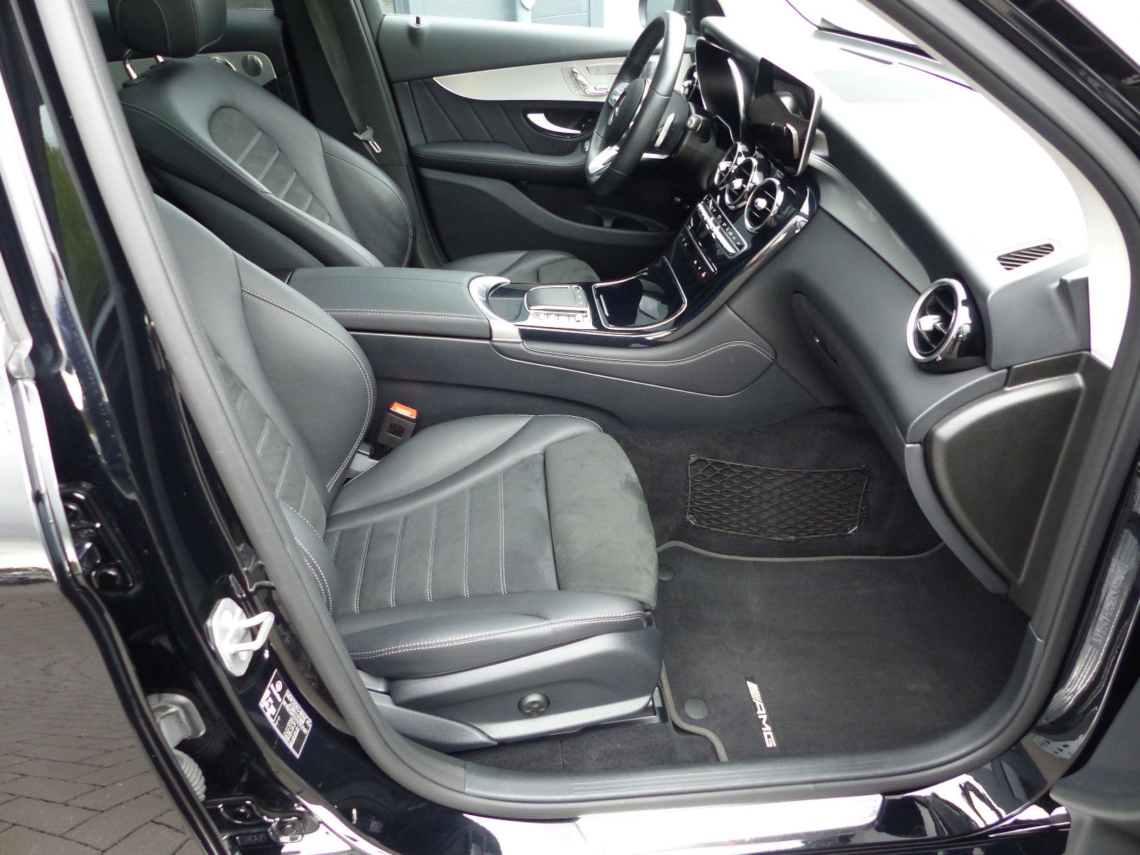 Fahrzeugabbildung Mercedes-Benz GLC 400 d 4Matic
