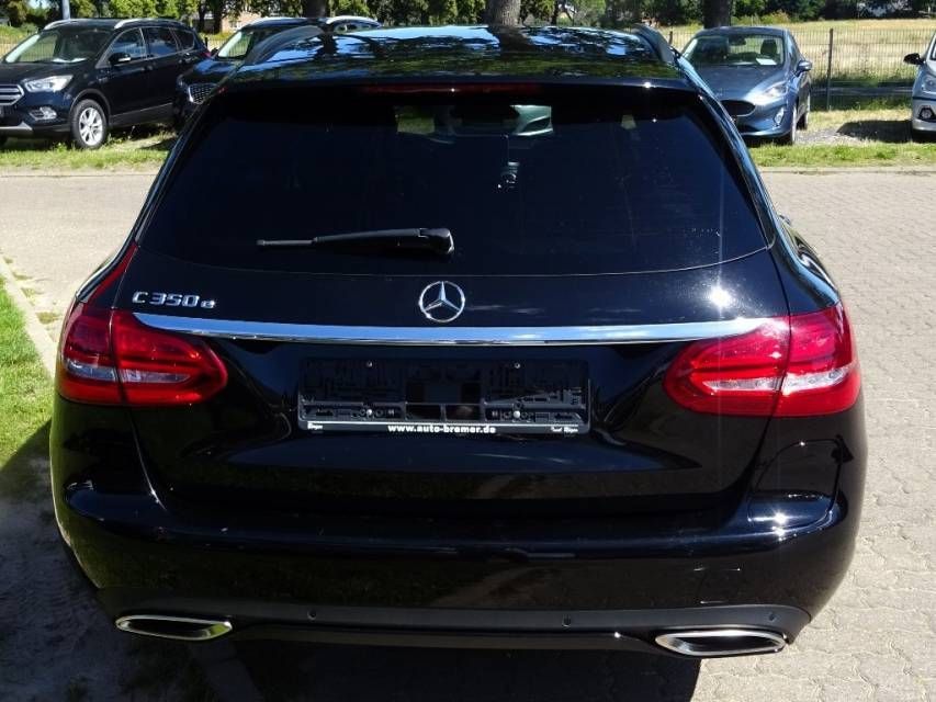 Fahrzeugabbildung Mercedes-Benz C 350 C-Klasse T-Modell C 350 e Avantgarde