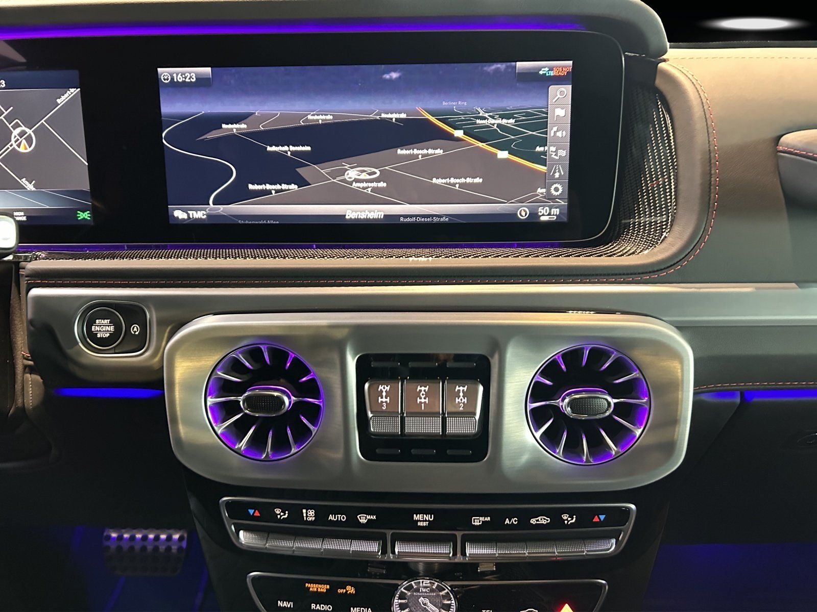 Fahrzeugabbildung Mercedes-Benz G 63 AMG 4x4 VOLL! Carbon NIGHT Superior TV Burm