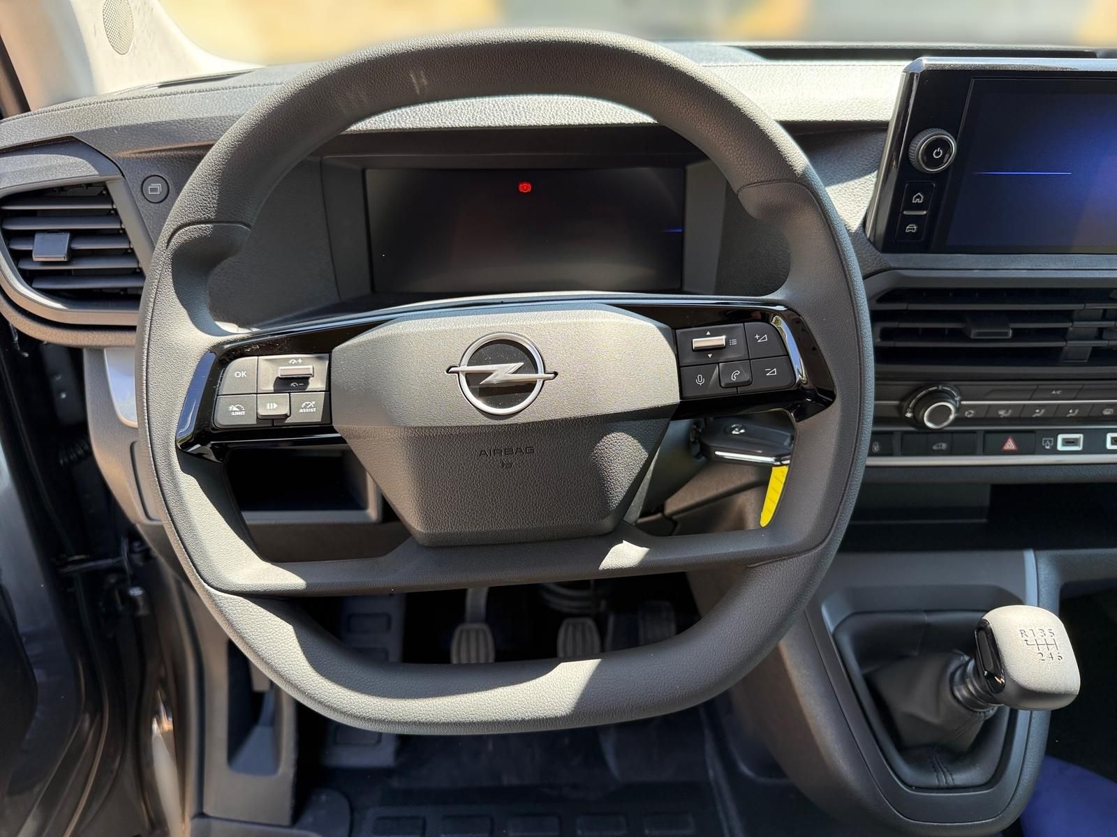 Fahrzeugabbildung Opel Vivaro M Kastenwagen 120 MT6