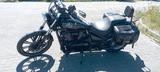 Kawasaki VN 900 Custom  - KAWASAKI SCHWARZ MOTORRAD