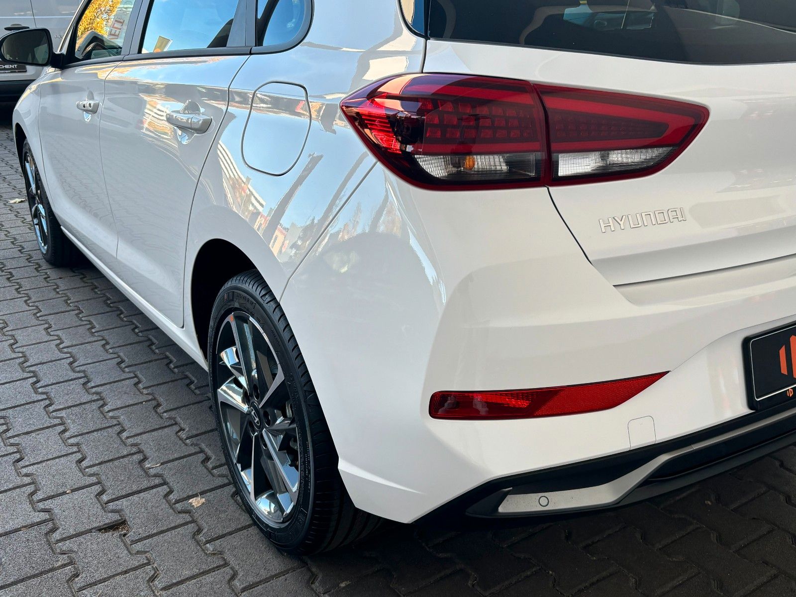 Fahrzeugabbildung Hyundai i30 Advantage Plus-Paket Toterwinkel/Navi!