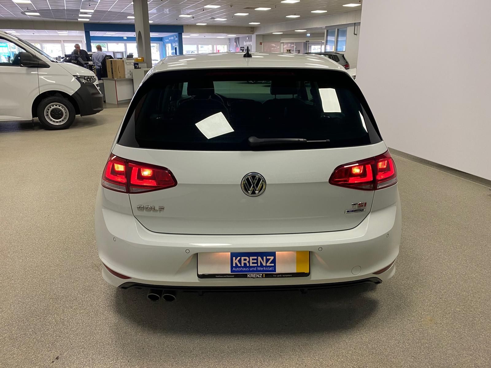 Fahrzeugabbildung Volkswagen Golf 1.4 16V TSI 1395 ccm Highline PDC+NAVI+ACC+