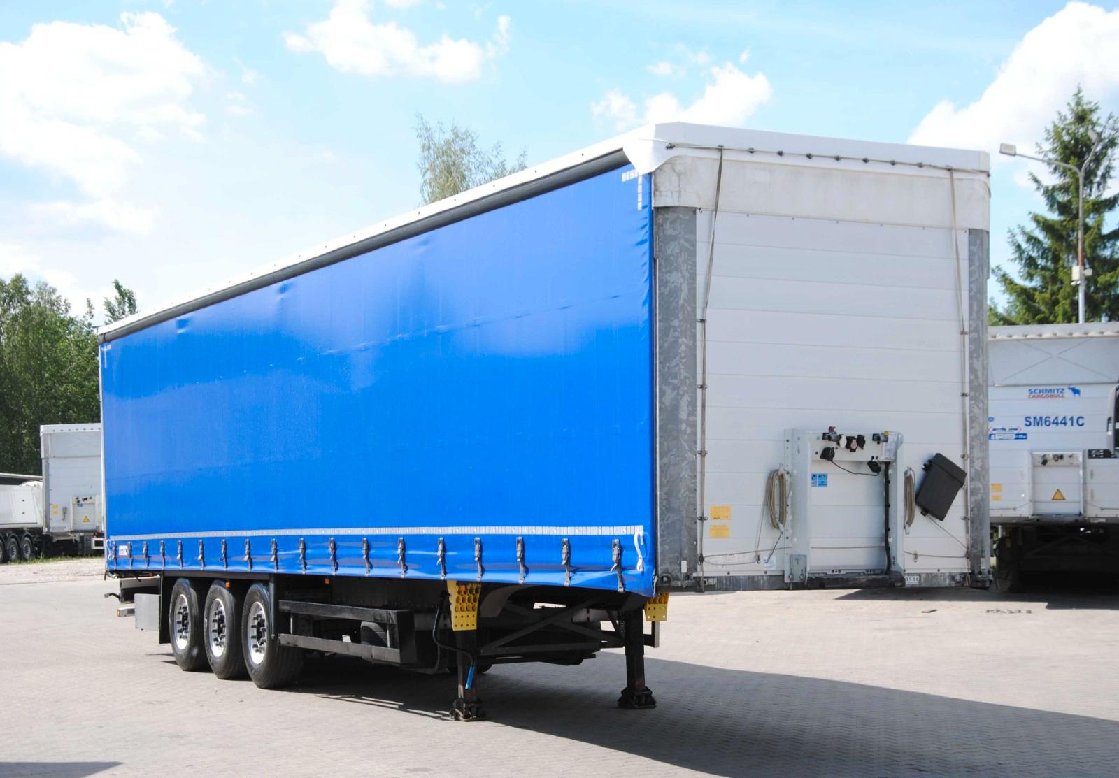 Schmitz Cargobull New side tarpaulin/roof, lifting axle