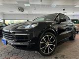 Porsche Cayenne*Pano*AHK*APPROVED*Luft*Leder*21''* - Porsche Cayenne mit Benzin-Antrieb: Geländewagen, Automatik