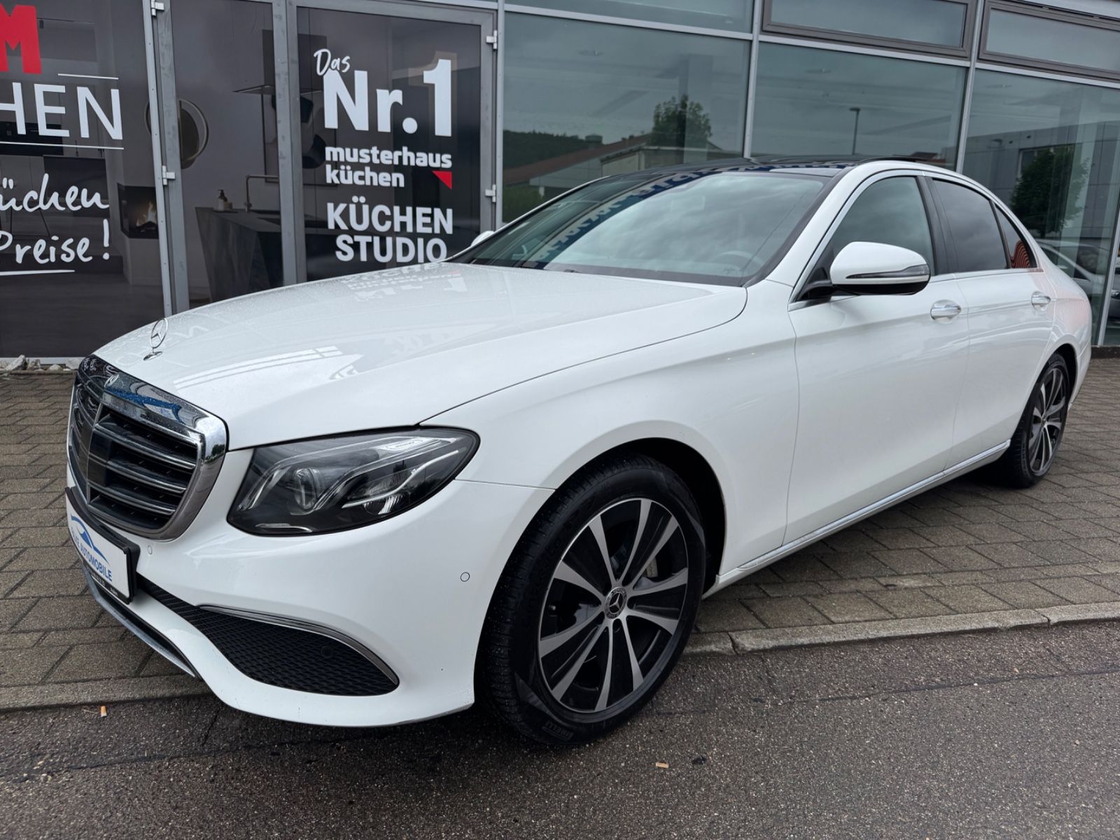 MERCEDES-BENZ E 400 d 4Matic-PANORAMADACH-LEDER-LED 1HAND