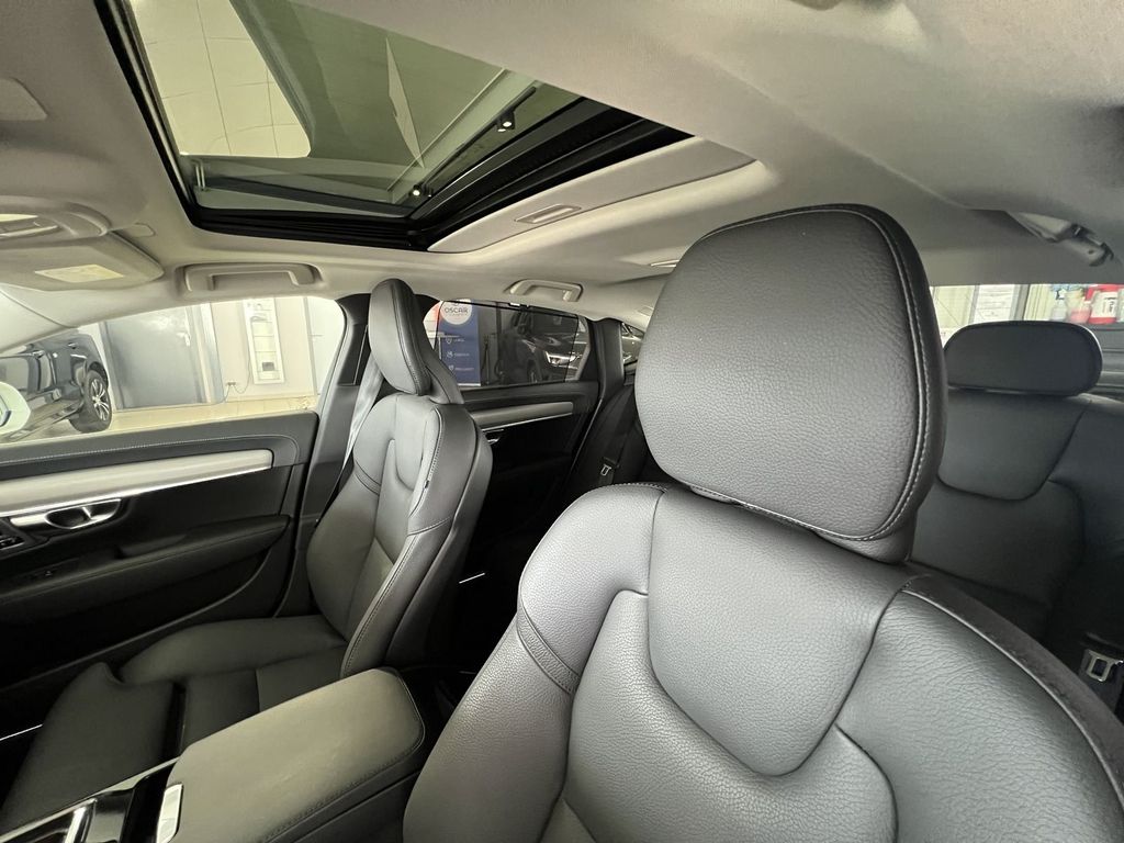 Volvo S90 T8 Plus Bright Recharge AWD AHK Schiebedach
