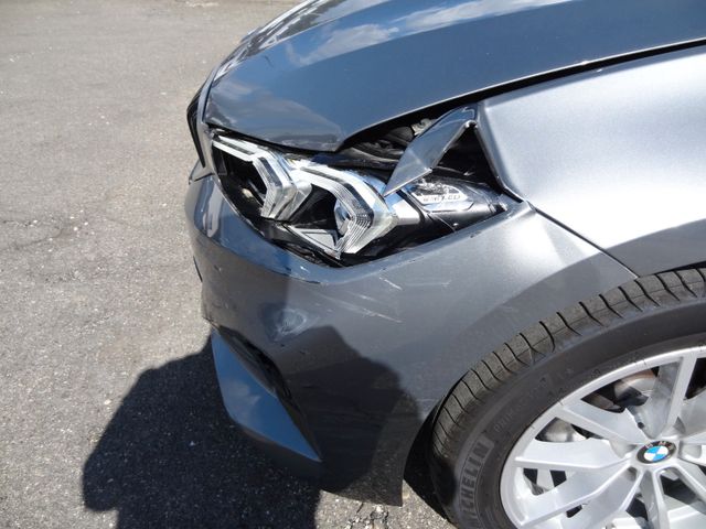 Fahrzeugabbildung BMW 318 i/1.Hand/Curved/LED/Navi/SitzH/2.500km/