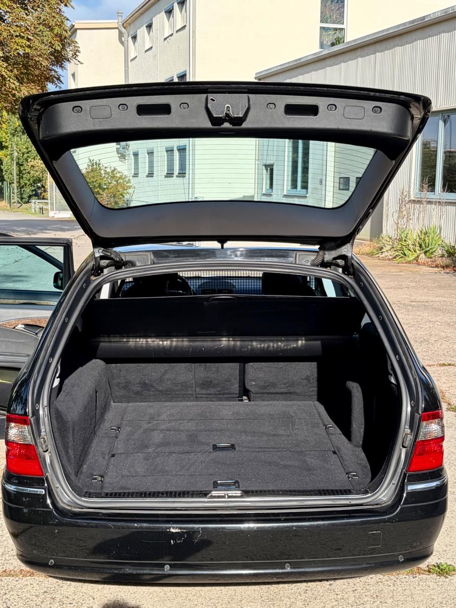 Mercedes-Benz E220 2008 — photo 7