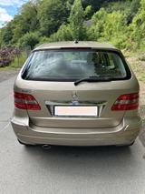 Mercedes-Benz B 200 - Sports Tourer - Mercedes-Benz mit Benzin-Antrieb: Beige