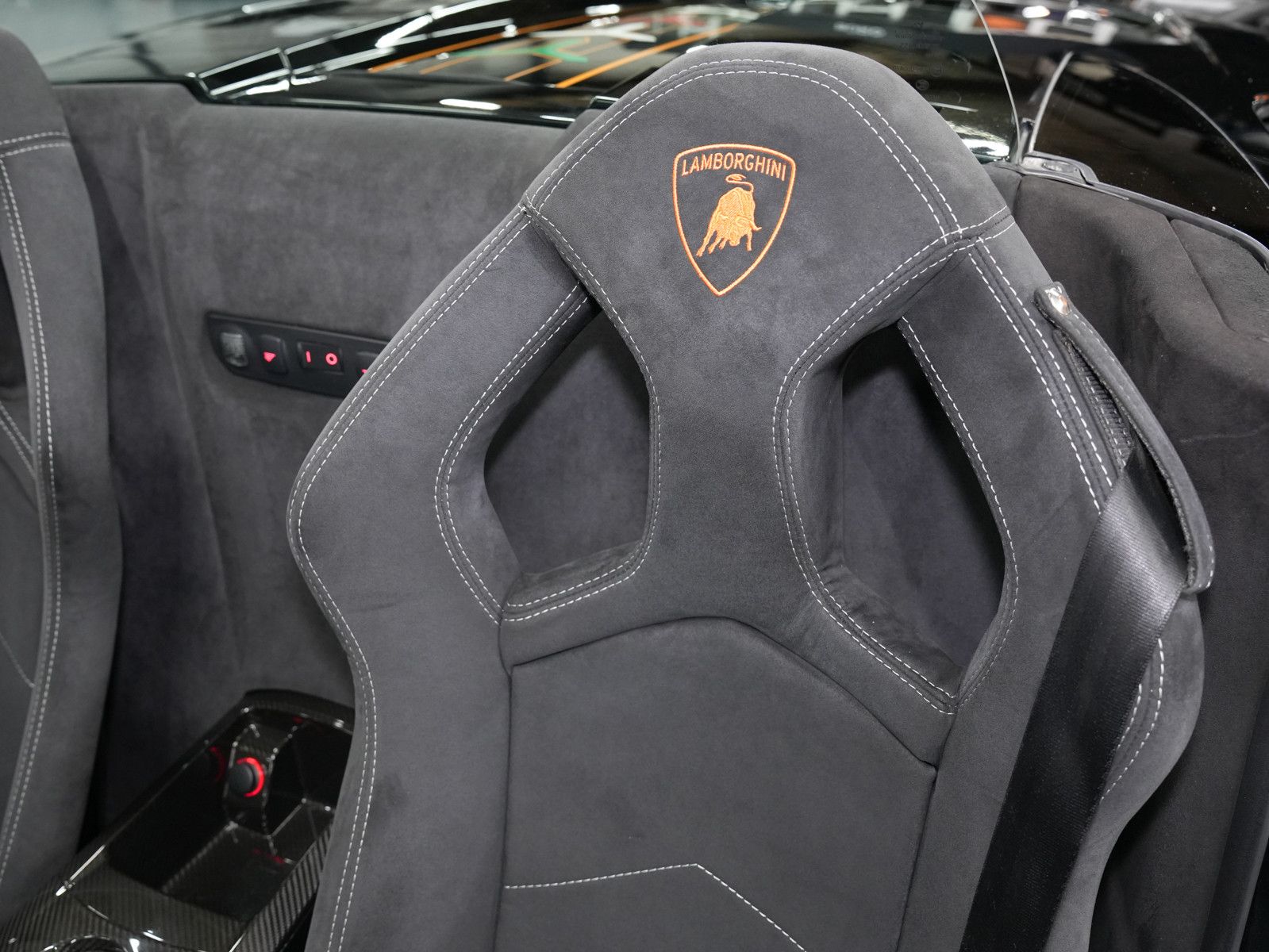 Fahrzeugabbildung Lamborghini Gallardo Performante Spyder - Keramik|erw.Carbon
