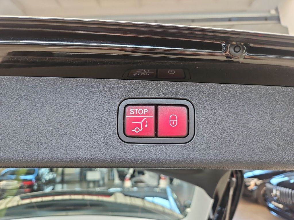 Fahrzeugabbildung Mercedes-Benz E 220 dT Avantg. Distronic+ AHK LED KeyLess SHZ