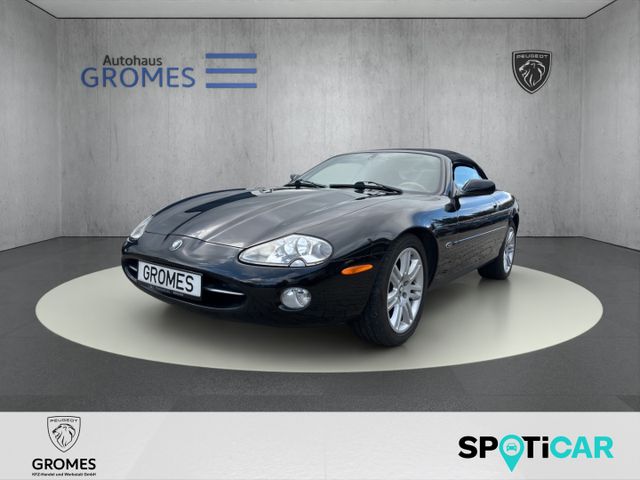 Jaguar XK8 Cabriolet 4,0L V8 F DOHC Convertible Navi Le