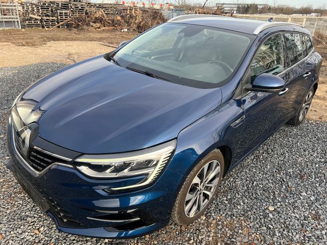 Renault Megane/Business/AHK/CAM/Leder/ShZG/LED/SoundSyst