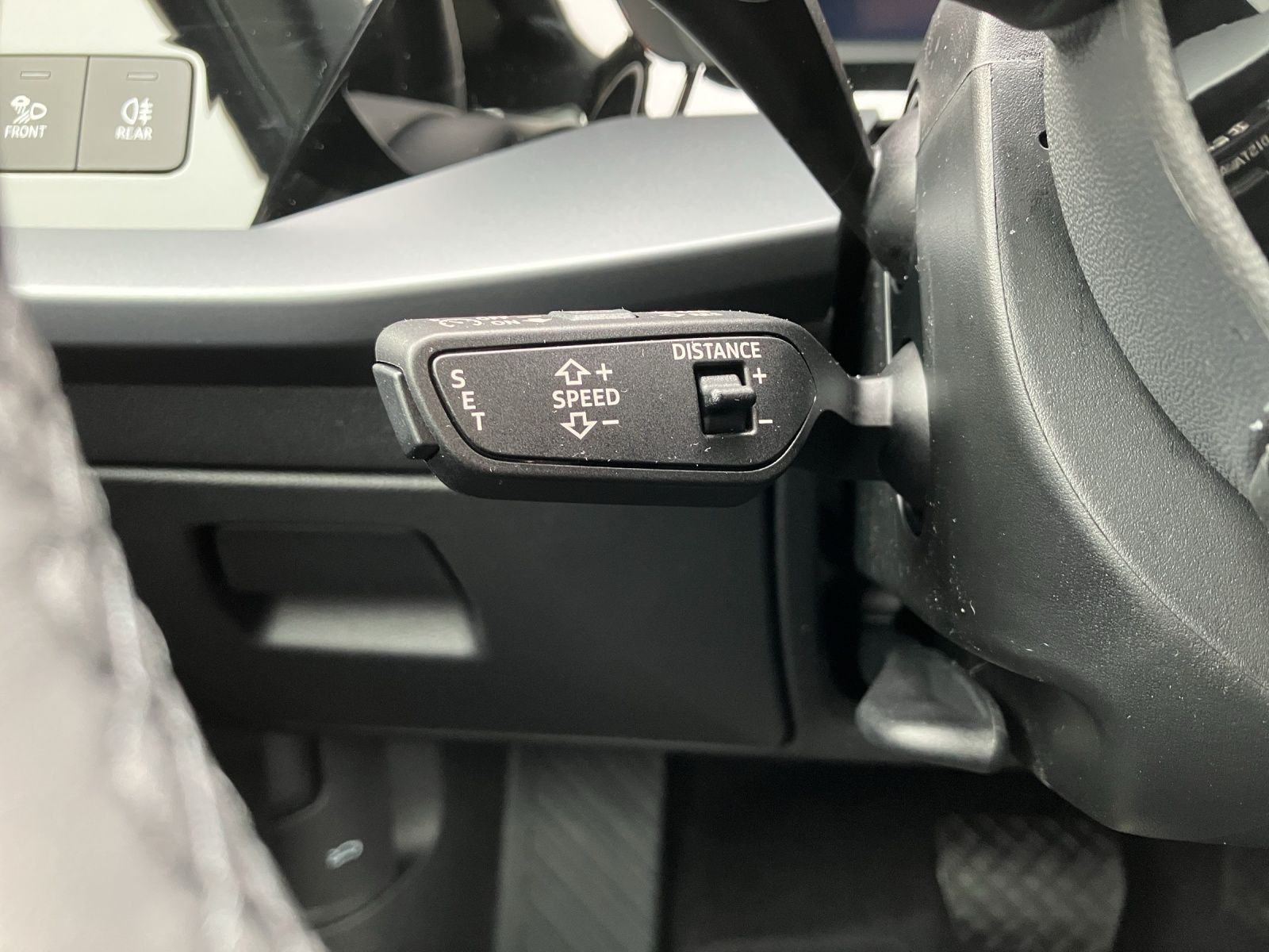 Fahrzeugabbildung Audi A3 Sportback TFSI LED ACC DAB NAVI