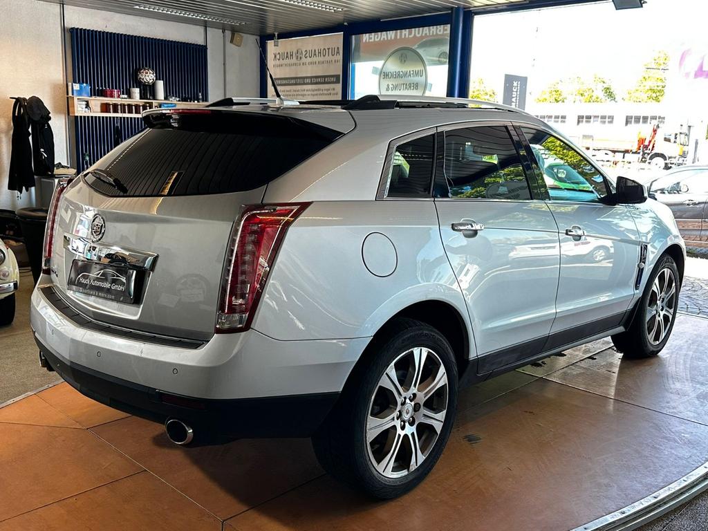 Cadillac SRX