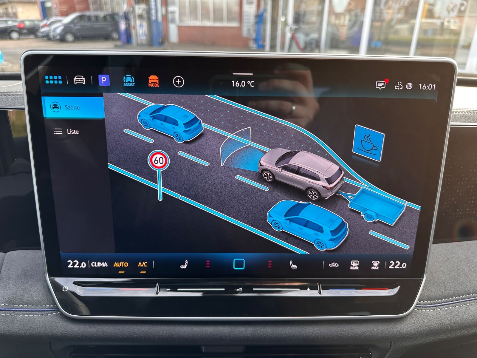 Fahrzeugabbildung Volkswagen Tiguan R-Line 2.0 TDI DSG Black/Pano/Matrix/AHK
