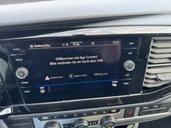 Fahrzeugabbildung Volkswagen T6.1 Multivan 150 PS DSG NAVI 3xKLIMA APP PDC