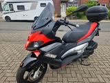 Aprilia SR MAX 125  -nur 4.650km-  inkl Topcase - APRILIA SR 125