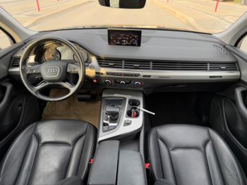 Audi Q7 - 8