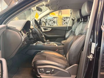 Audi Q7 - 8