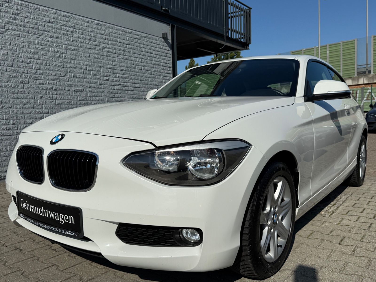 BMW BMW 114 i  3-trg. Urban Leder HU/AU NEU Allwetter