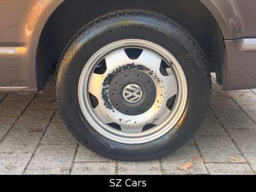 Volkswagen T5 Caravelle - 12